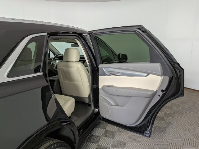 Used 2024 Cadillac XT5 Premium Luxury FWD image 34