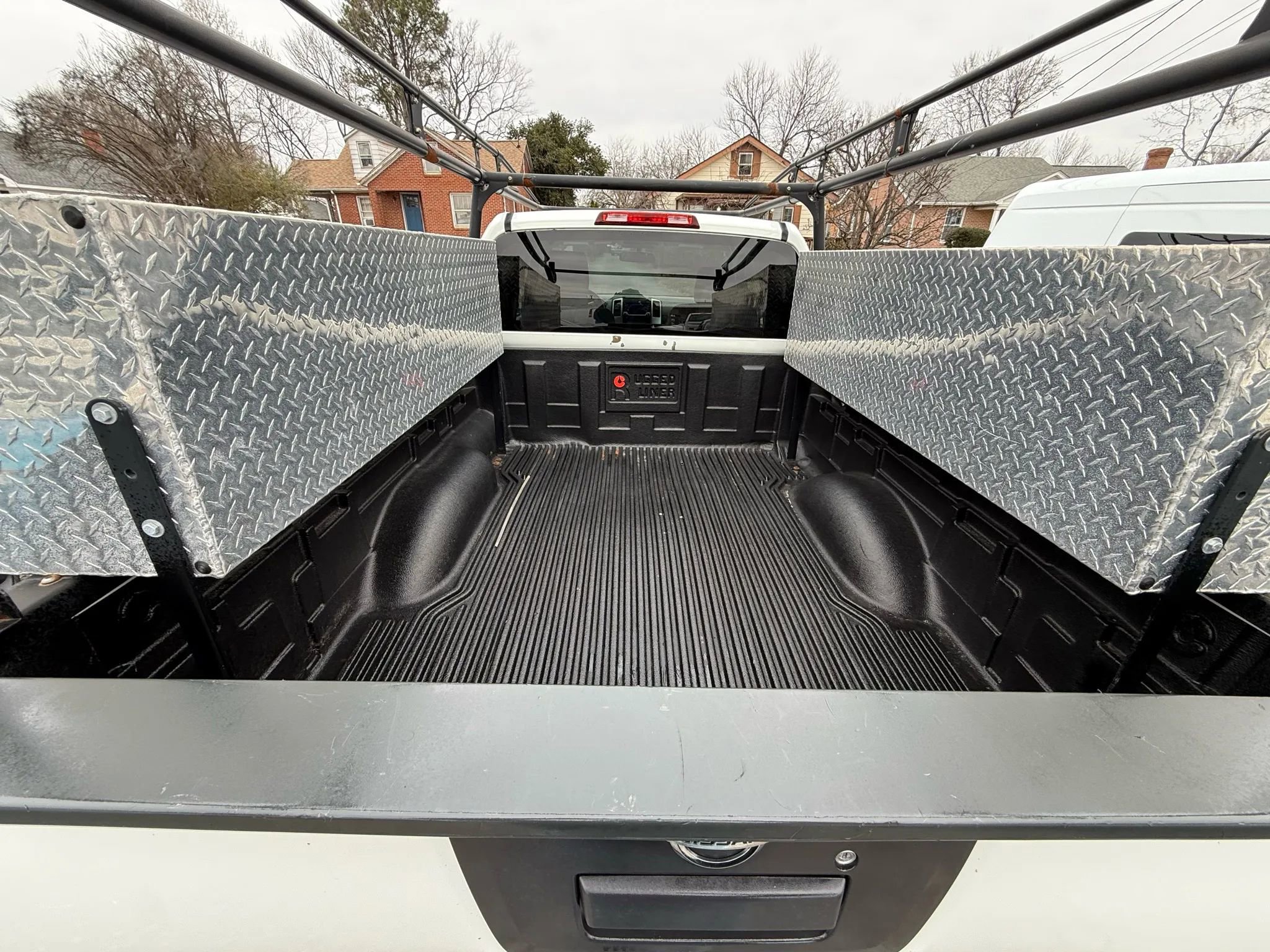 Used 2018 Nissan Frontier S image 6