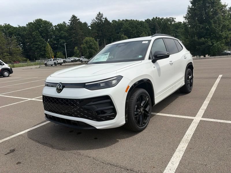 New 2026 Volkswagen Tiguan SE R-Line AWD/4WD image 9