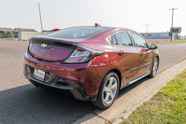 Used 2017 Chevrolet Volt LT w/ Comfort Package FWD image 5