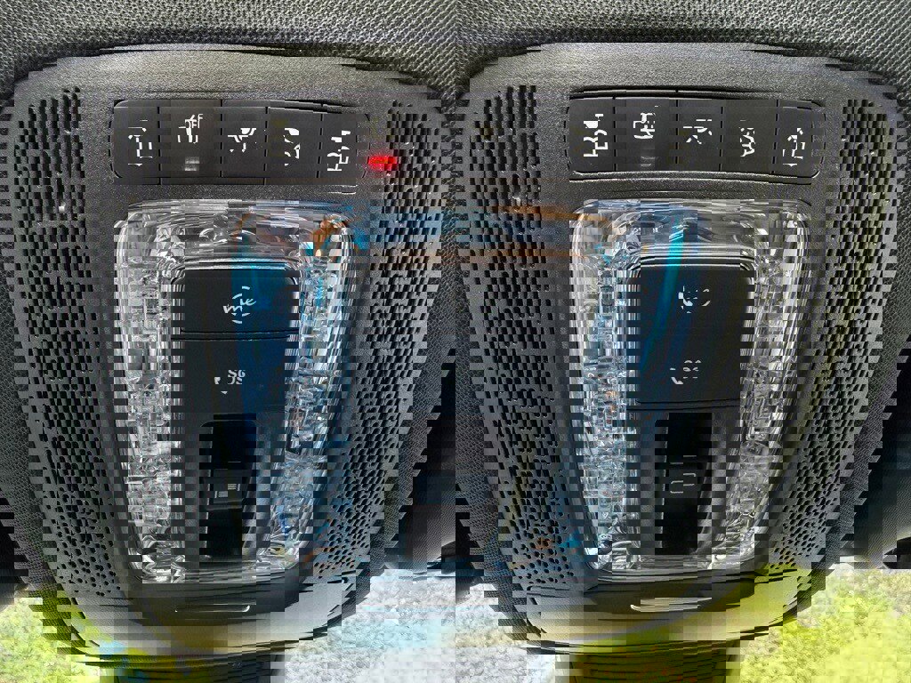 Used 2021 Mercedes-Benz GLE 350 image 24