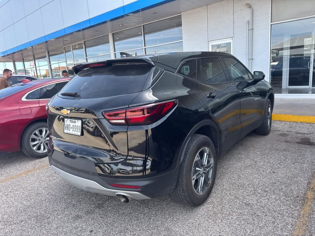 Used 2025 Chevrolet Blazer LT w/ Driver Confidence Package FWD image 7