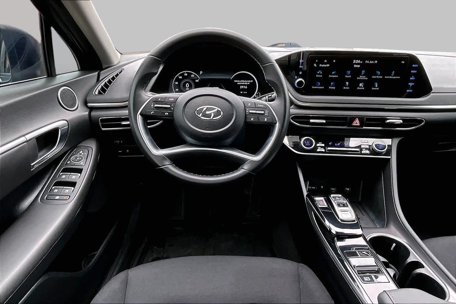 Used 2023 Hyundai Sonata SEL w/ Convenience Package FWD image 6