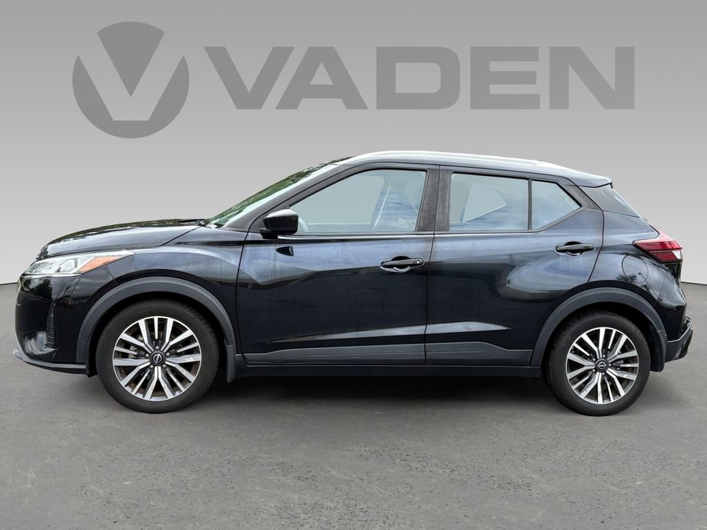 Used 2022 Nissan Kicks SV FWD image 7