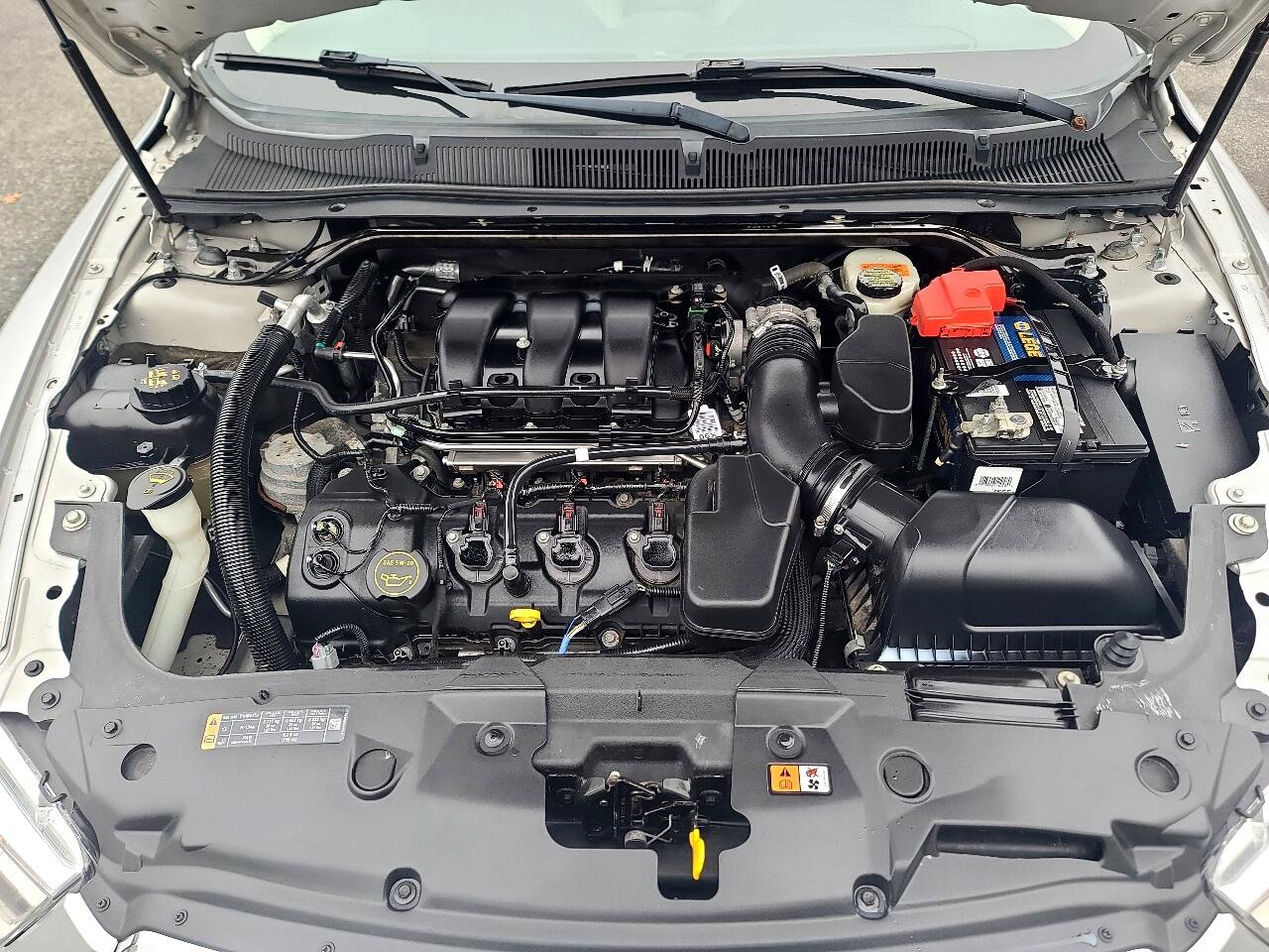 Used 2015 Ford Taurus Limited image 22