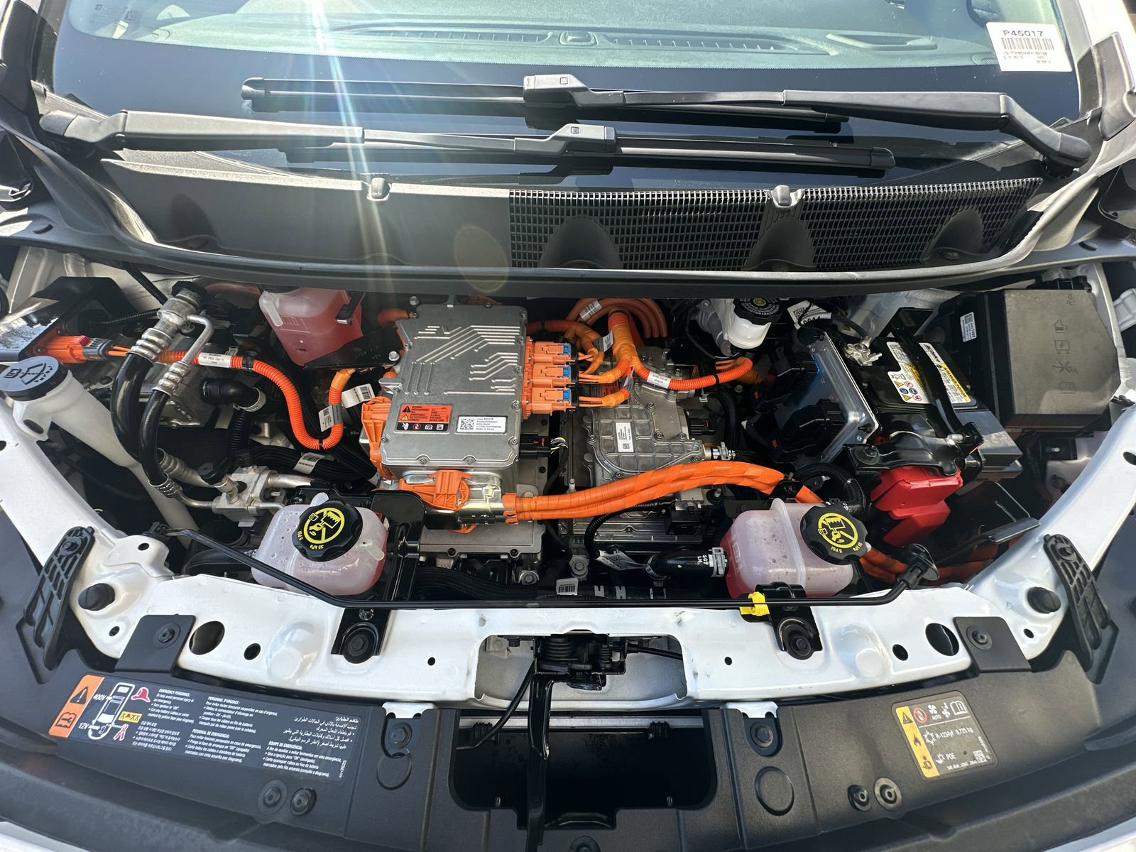 Used 2023 Chevrolet Bolt LT w/ Driver Confidence Package FWD image 33