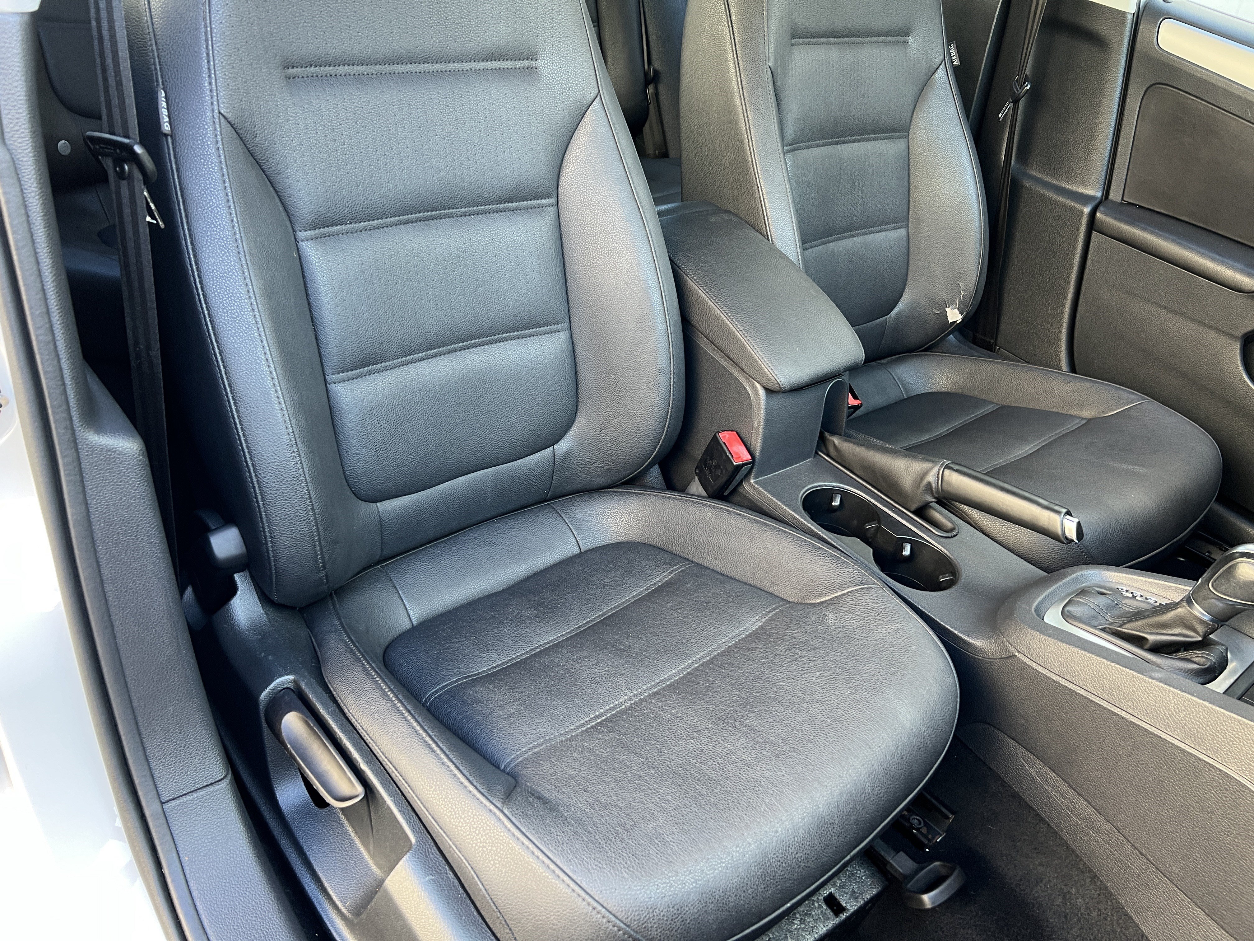 Used 2011 Volkswagen Jetta TDI FWD image 21