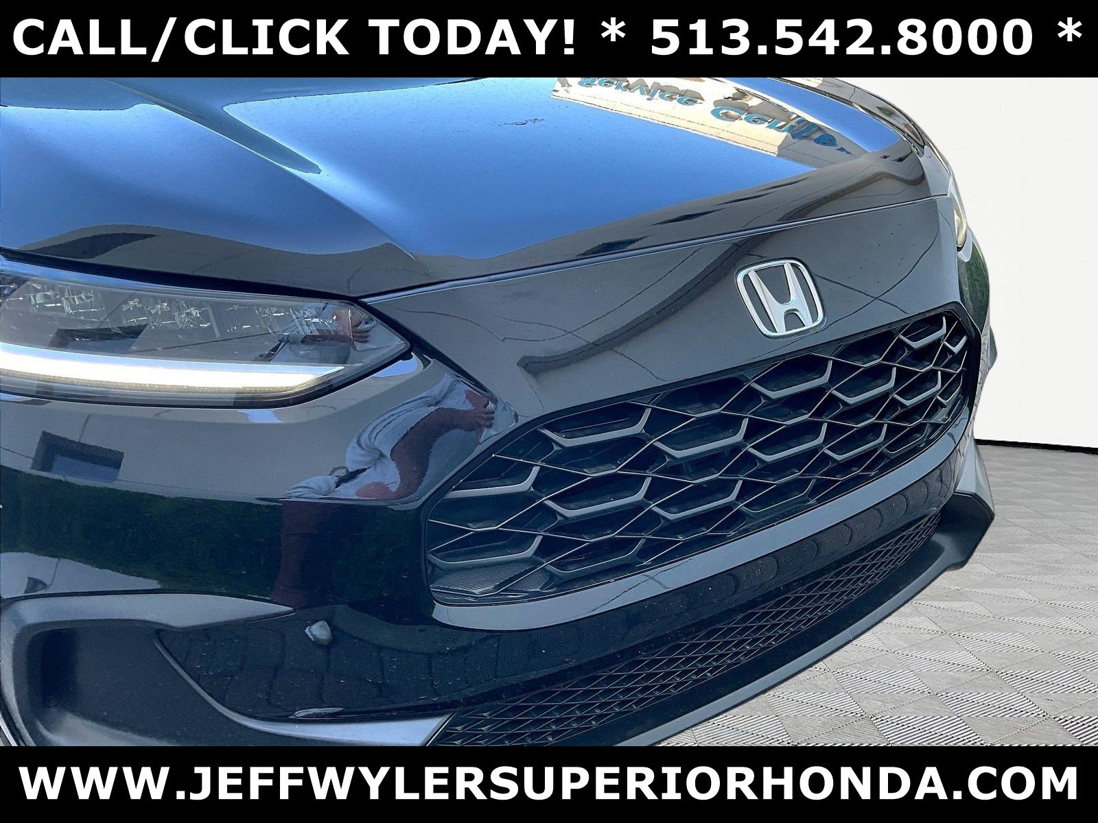 Used 2024 Honda HR-V LX image 30