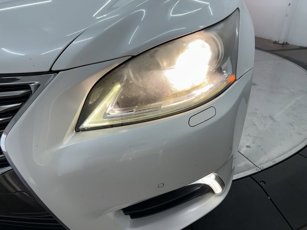 Used 2014 Lexus LS 460 AWD w/ Comfort Package image 32