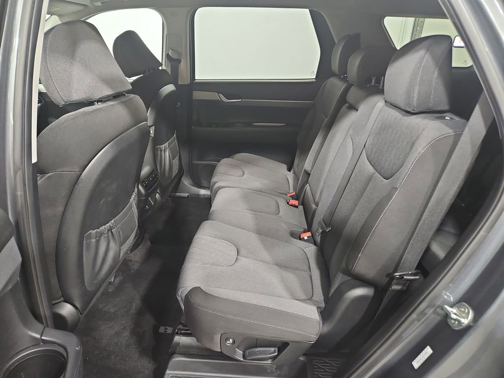 Used 2022 Hyundai Palisade SE image 24