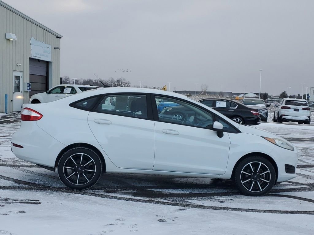 Used 2018 Ford Fiesta SE image 10