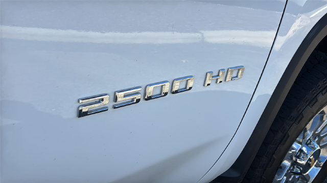 Used 2024 Chevrolet Silverado 2500 LTZ w/ LTZ Premium Package AWD/4WD image 47