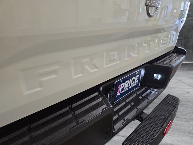 Used 2025 Nissan Frontier S w/ S Utility Package AWD/4WD image 14
