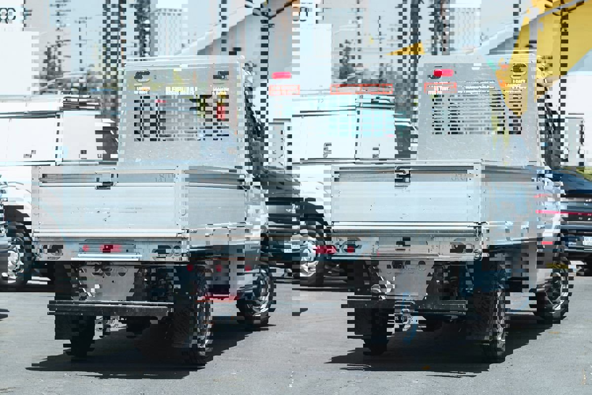 Used 2018 Ford Transit 250 138 image 2