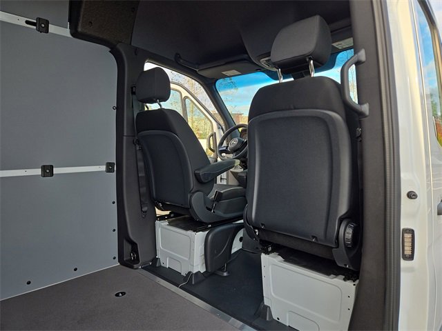 New 2026 Mercedes-Benz Sprinter 2500 image 23