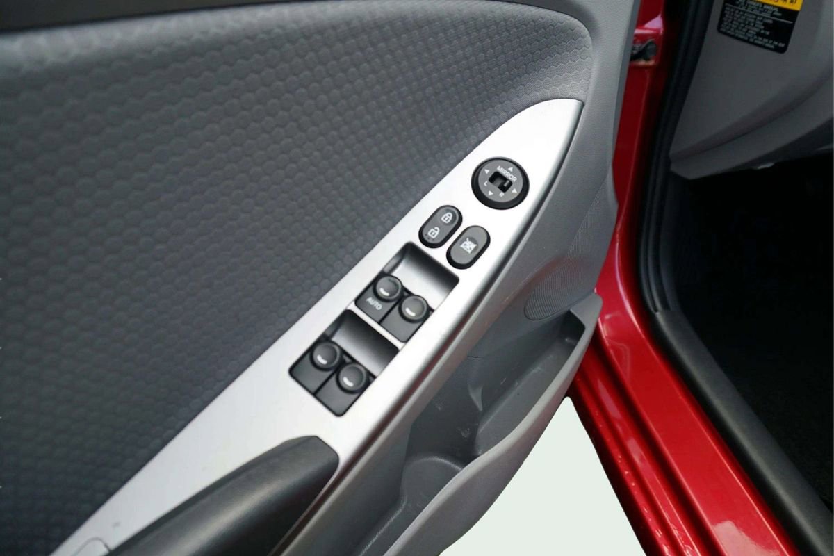 Used 2015 Hyundai Accent Sport image 15