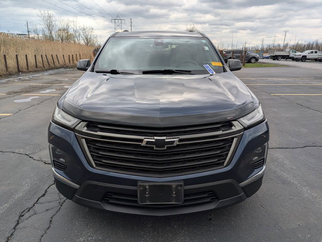Used 2022 Chevrolet Traverse LS w/ Midnight/Sport Edition image 2