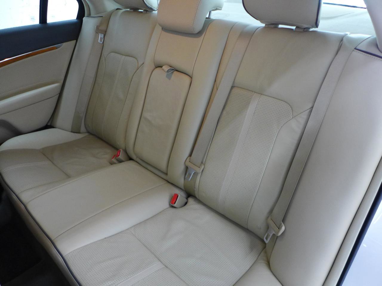 Used 2011 Lincoln MKZ FWD image 45