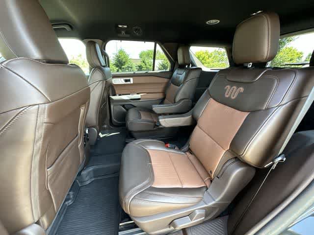 Used 2023 Ford Explorer King Ranch w/ Technology Package AWD/4WD image 19