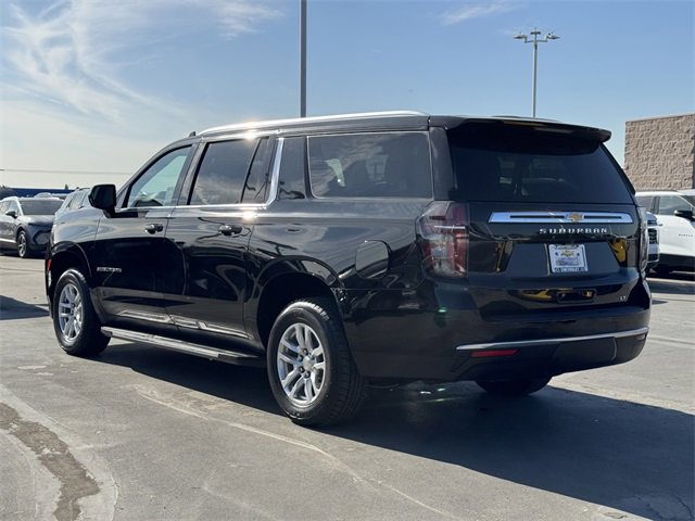Certified 2023 Chevrolet Suburban LT image 2
