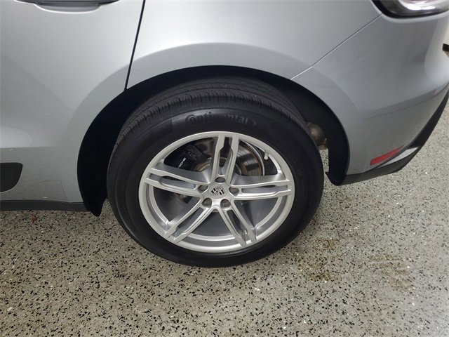 Used 2024 Porsche Macan image 8