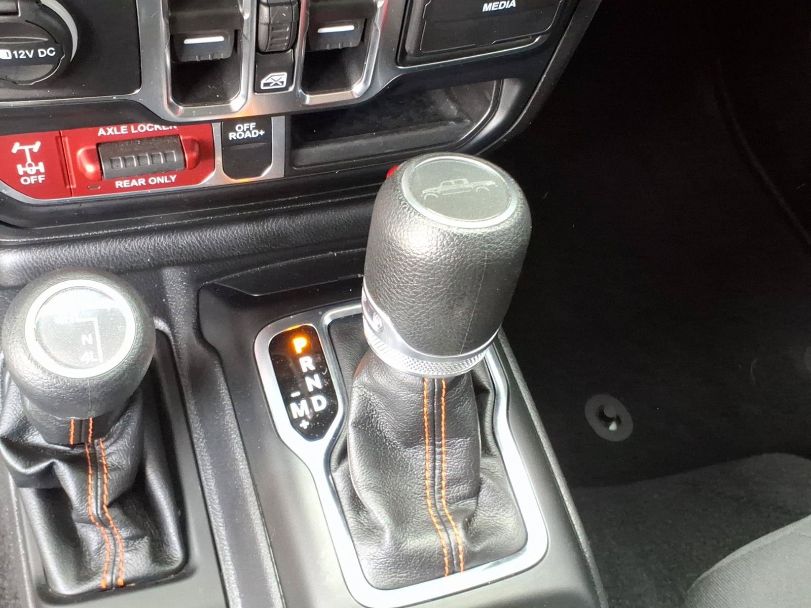 Used 2023 Jeep Gladiator Mojave w/ Cold Weather Group AWD/4WD image 25