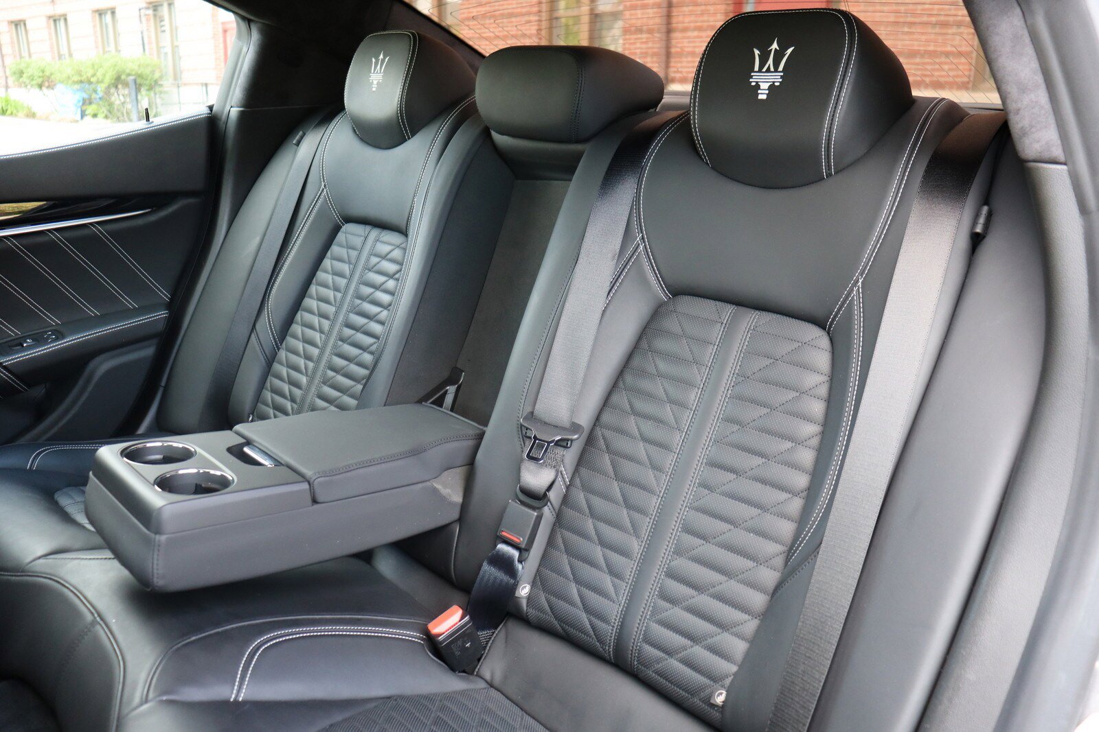 Used 2022 Maserati Ghibli Modena RWD image 15