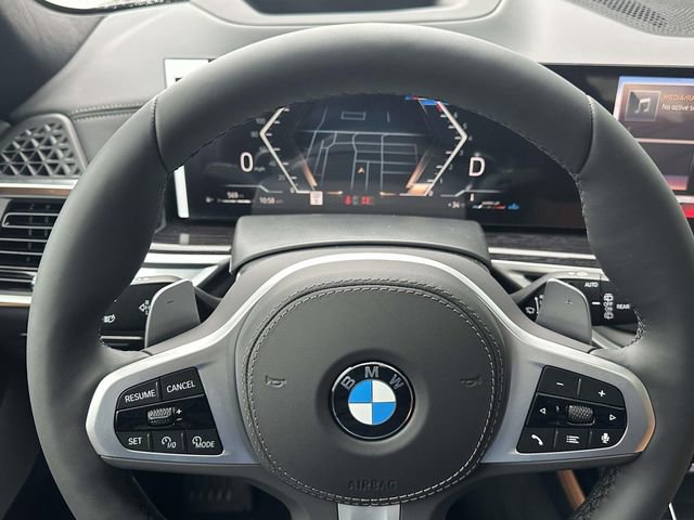 New 2026 BMW X7 xDrive40i w/ M Sport Package AWD/4WD image 15