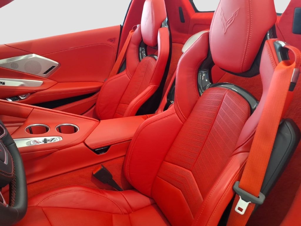 Used 2026 Chevrolet Corvette Stingray Premium Conv w/ Z51 Performance Package RWD image 16
