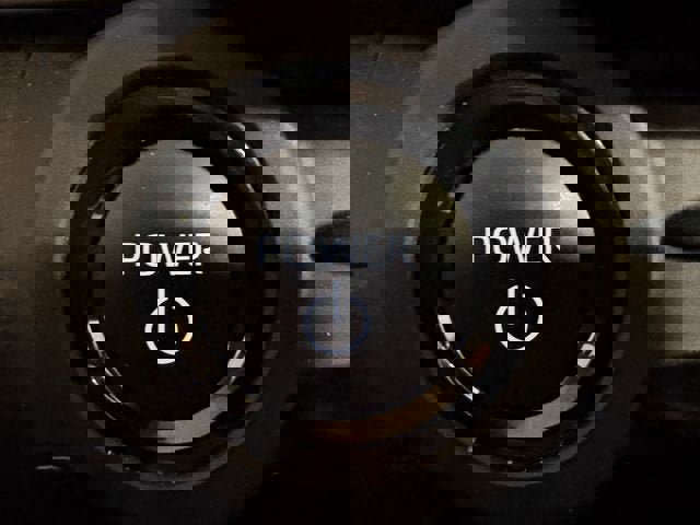 Used 2023 Toyota Crown Limited image 22