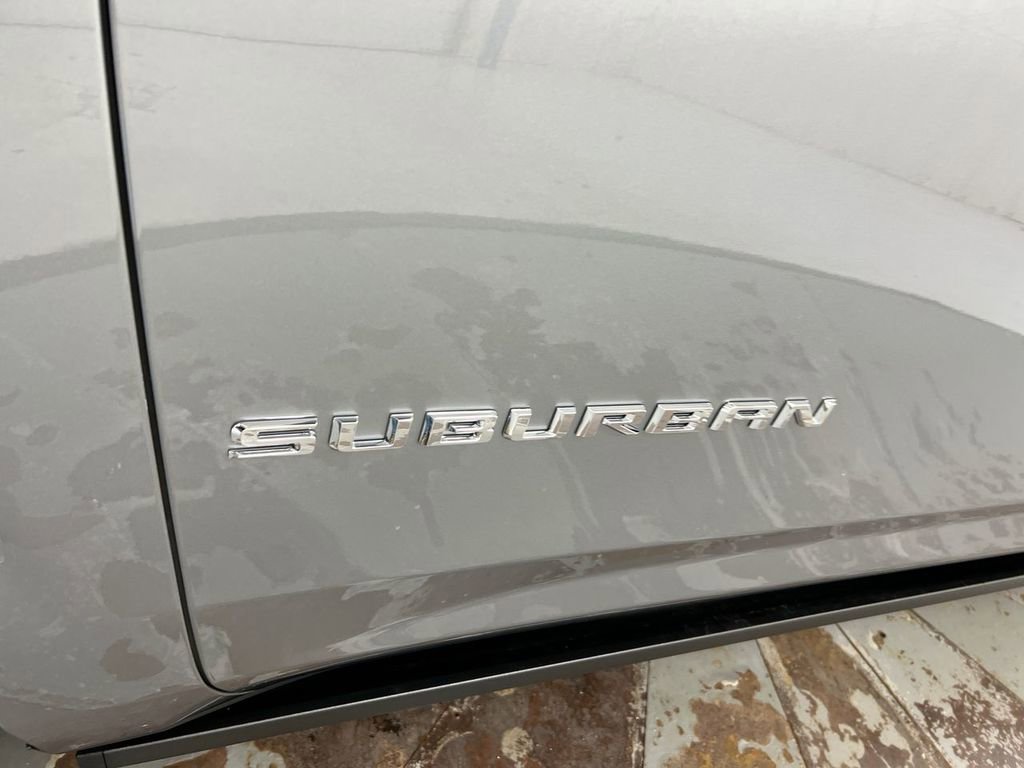 New 2026 Chevrolet Suburban High Country image 28