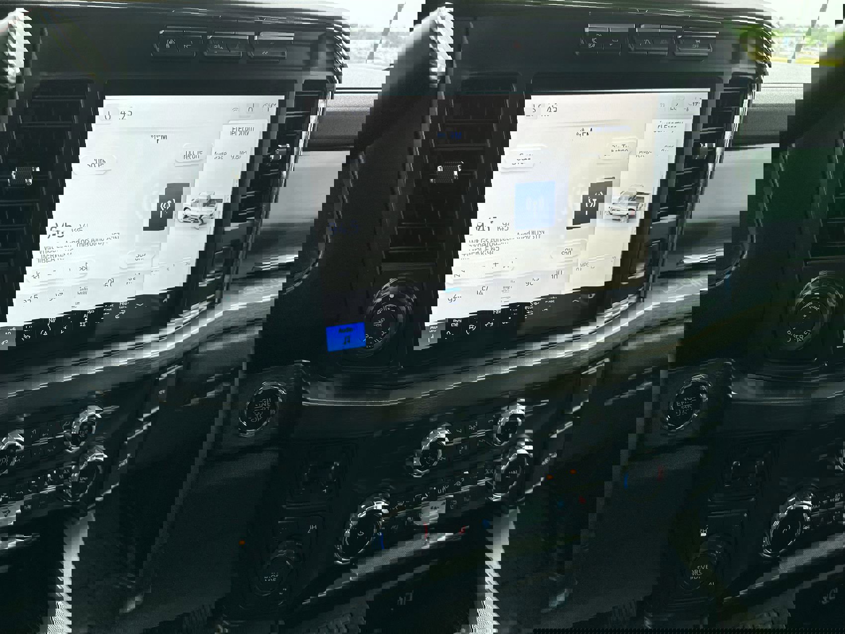 Used 2024 Ford F450 Lariat w/ Lariat Ultimate Package image 16