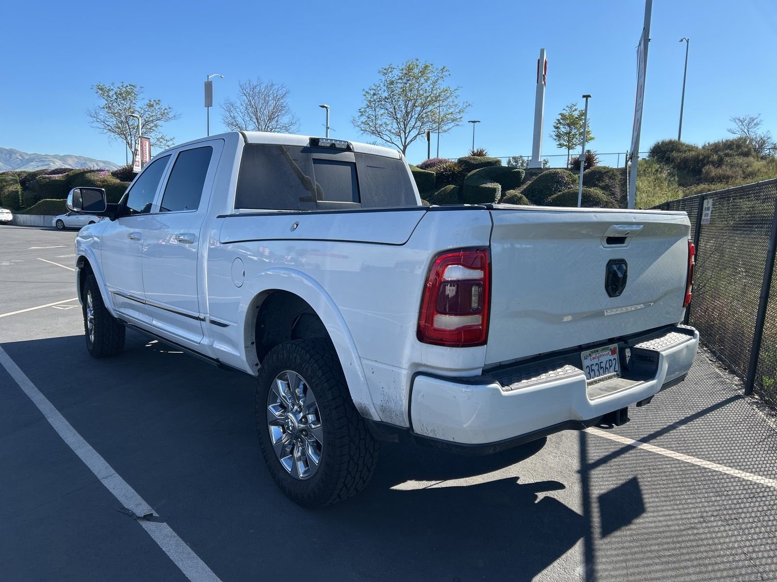 Used 2020 RAM 2500 Limited AWD/4WD image 3