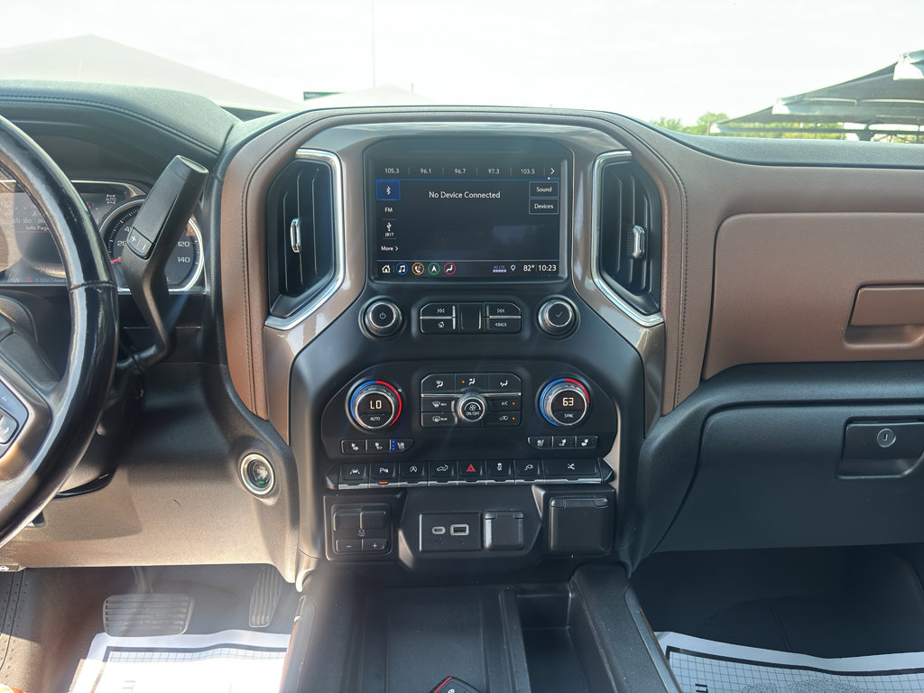 Used 2019 Chevrolet Silverado 1500 High Country w/ Technology Package AWD/4WD image 22