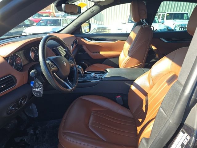 Used 2023 Maserati Levante GT image 14