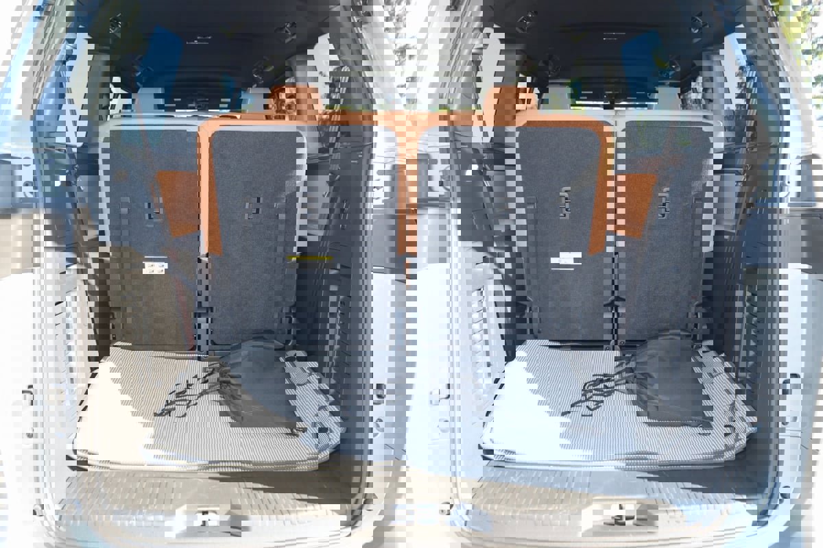 Used 2025 Volkswagen ID. Buzz Pro S image 84