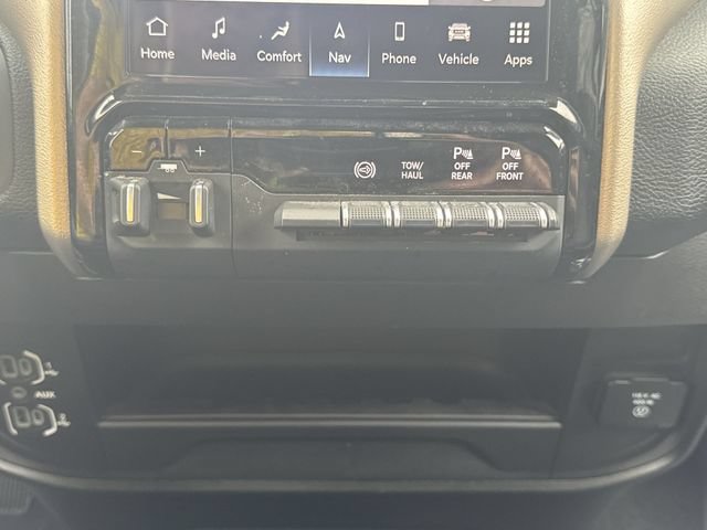 Used 2024 RAM 2500 Laramie AWD/4WD image 20
