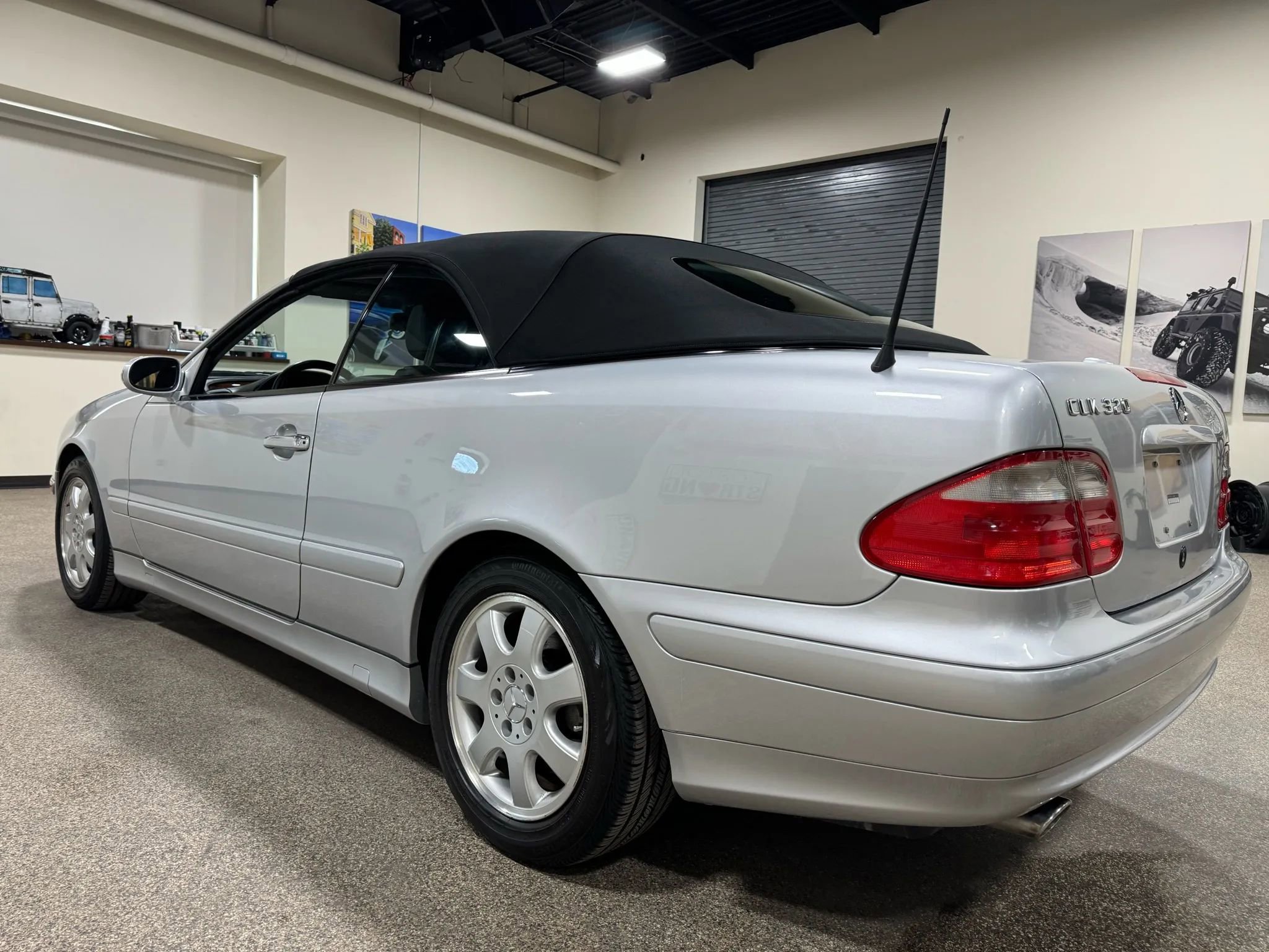 Used 2002 Mercedes-Benz CLK 320 Cabriolet image 18