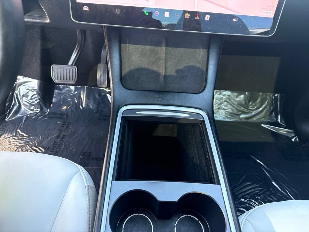 Used 2021 Tesla Model Y Long Range AWD/4WD image 17