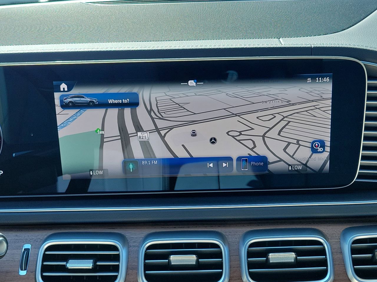 New 2026 Mercedes-Benz GLE 450 4MATIC Coupe image 16