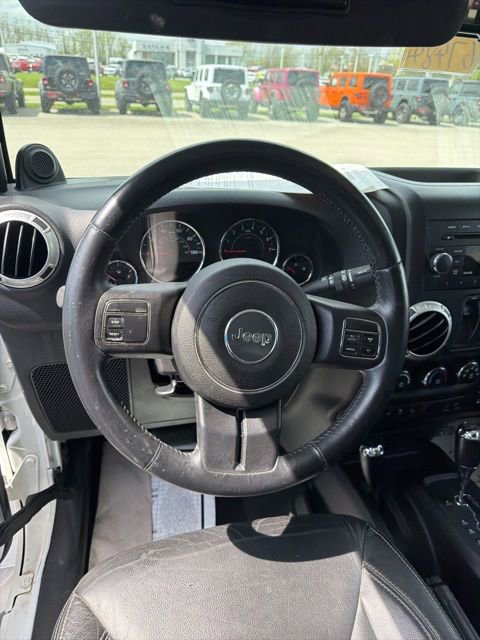 Used 2013 Jeep Wrangler Sahara AWD/4WD image 11
