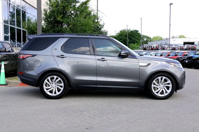 Used 2018 Land Rover Discovery HSE AWD/4WD image 4