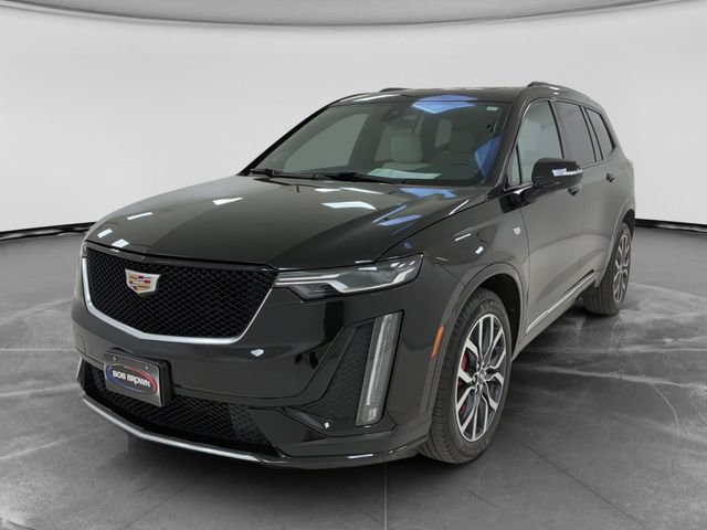 Used 2025 Cadillac XT6 Sport w/ LPO, Floor Liner Package AWD/4WD image 7