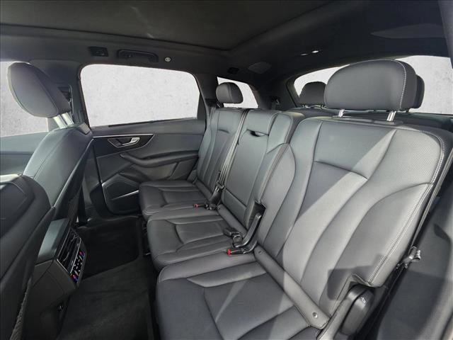 Used 2025 Audi Q7 3.0T Premium Plus w/ Premium Plus Package image 16