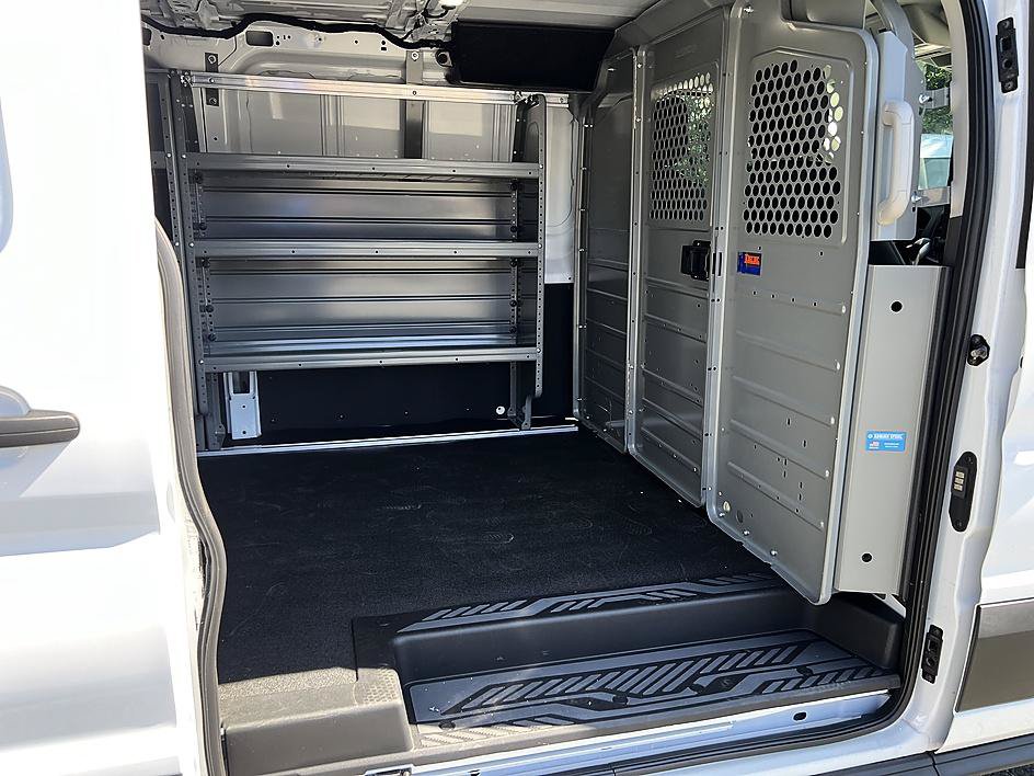 New 2024 Ford Transit 250 Low Roof RWD image 20