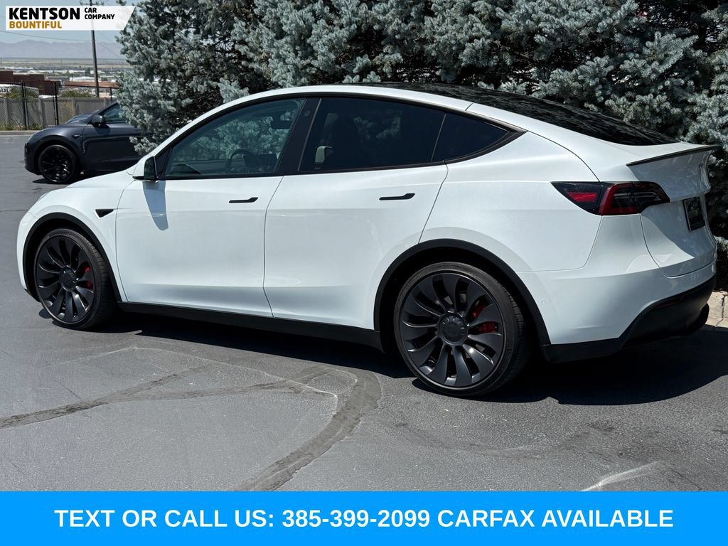 Used 2022 Tesla Model Y Performance AWD/4WD image 5