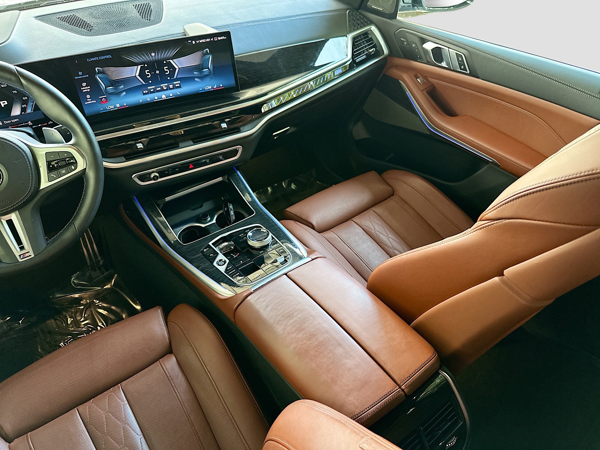 Certified 2024 BMW X7 M60i w/ Executive Package image 25