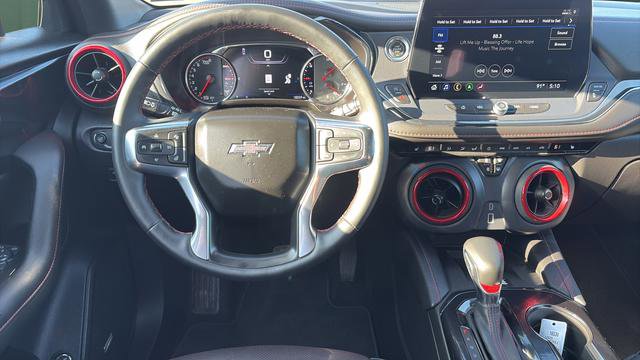 Used 2025 Chevrolet Blazer RS image 25