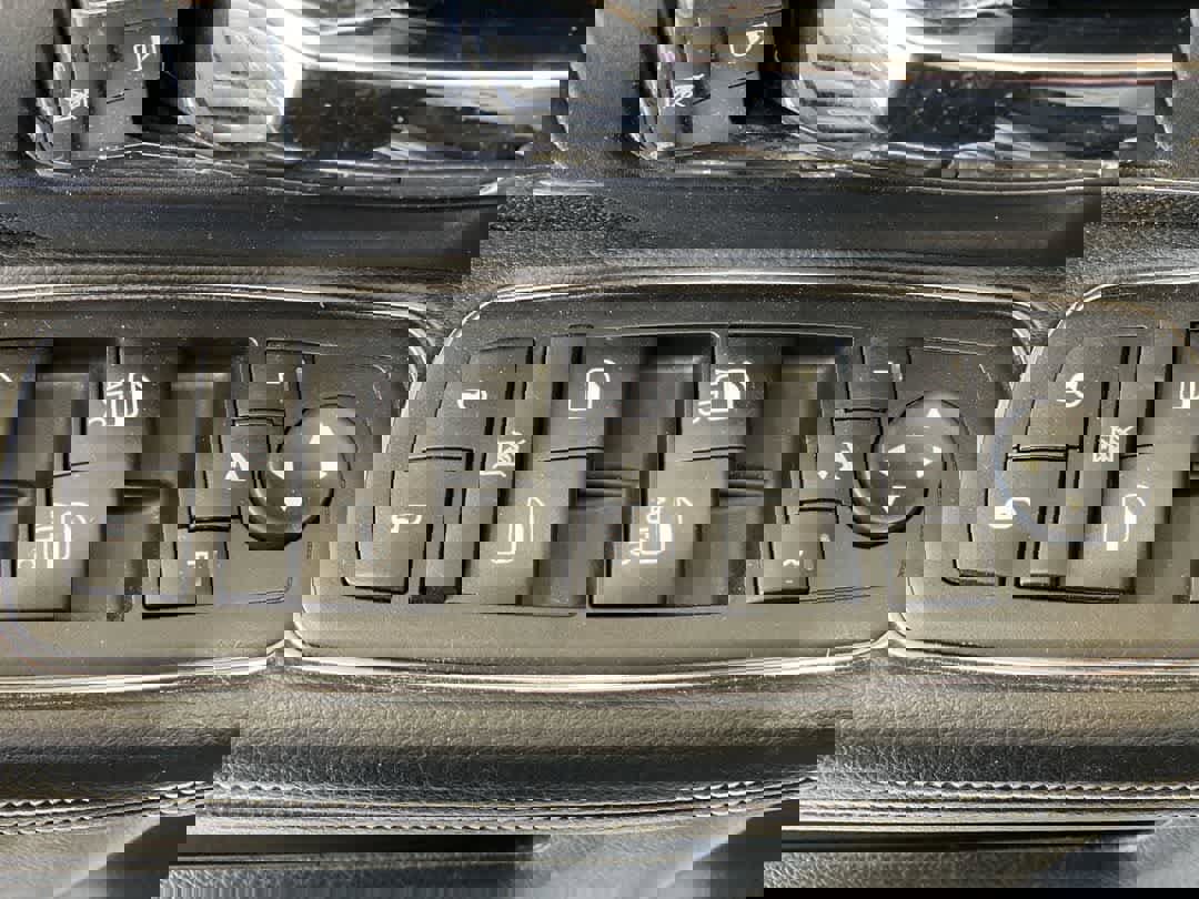 Used 2015 RAM 2500 Laramie w/ Protection Group image 16