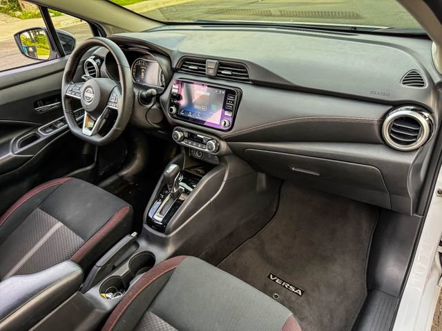 Used 2024 Nissan Versa SR FWD image 10